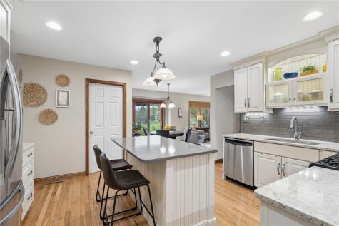 9445 Deer Ridge Drive Cedar Rapids IA 52411