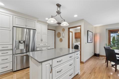 9445 Deer Ridge Drive Cedar Rapids IA 52411