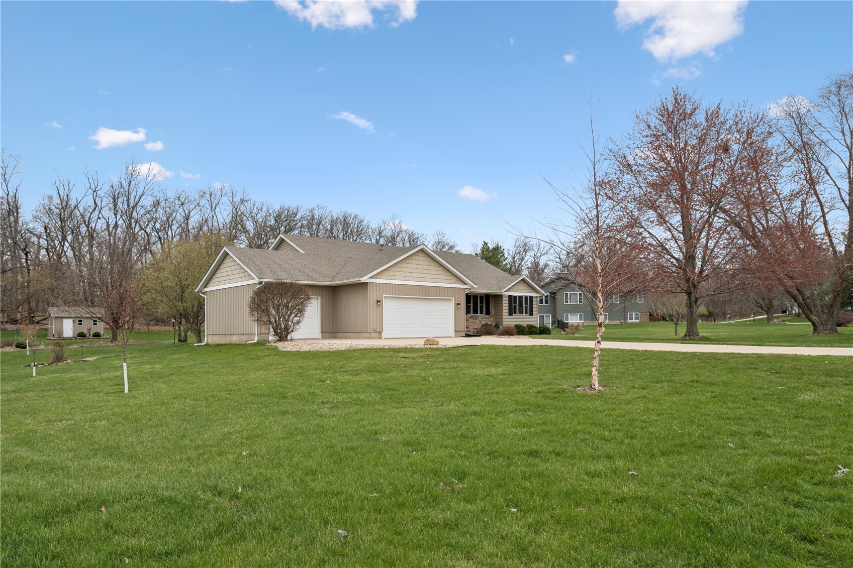 9445 Deer Ridge Drive Cedar Rapids IA 52411