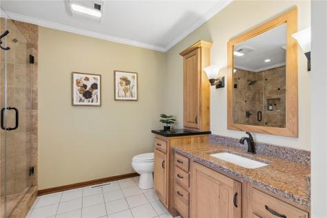 9445 Deer Ridge Drive Cedar Rapids IA 52411
