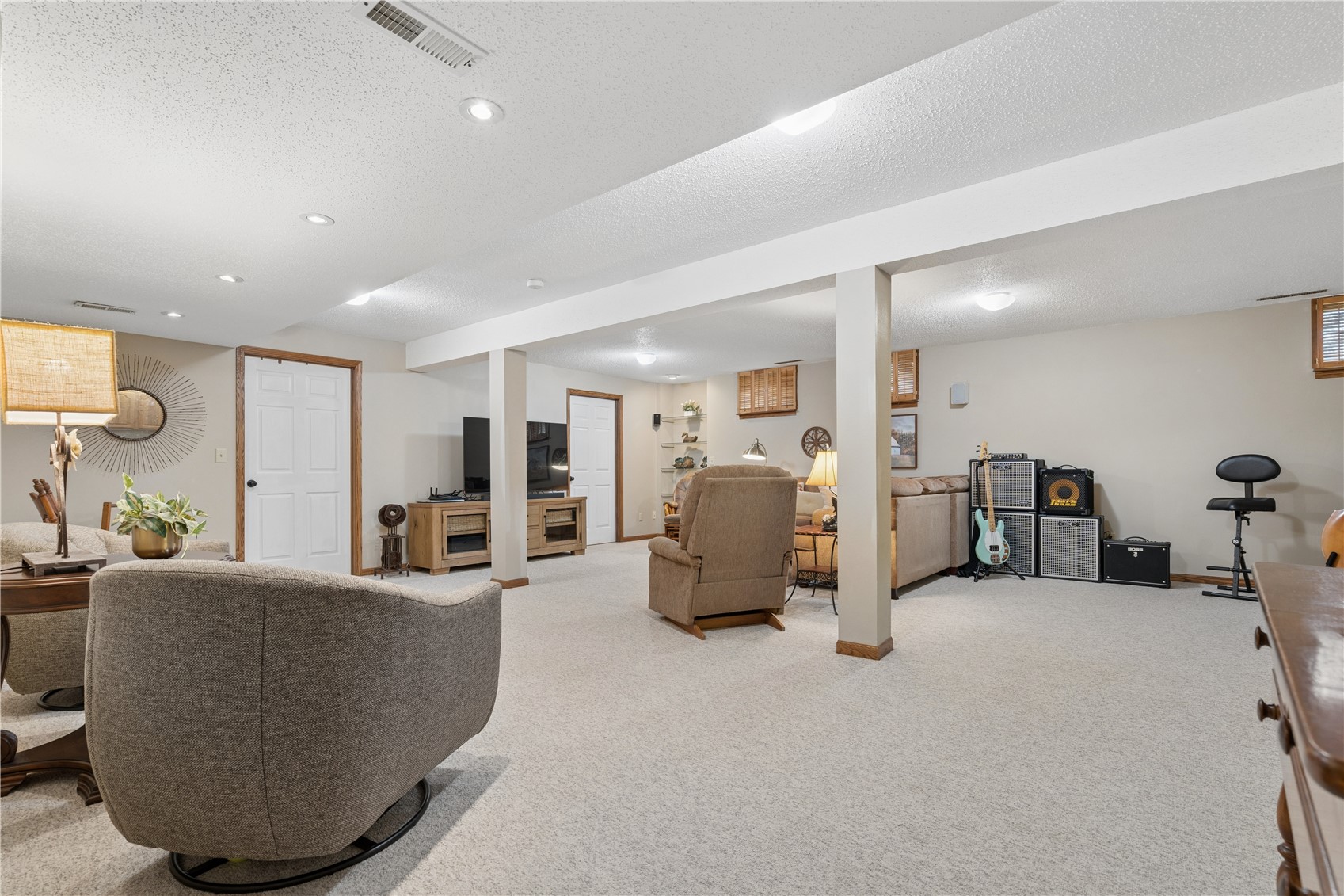 9445 Deer Ridge Drive Cedar Rapids IA 52411