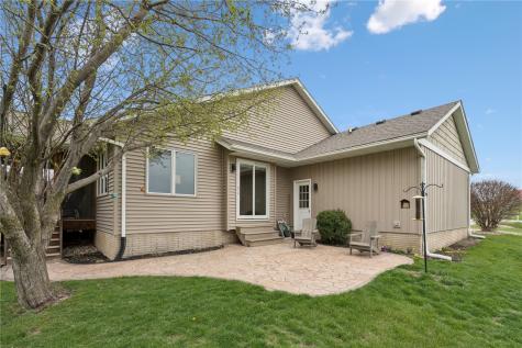 9445 Deer Ridge Drive Cedar Rapids IA 52411