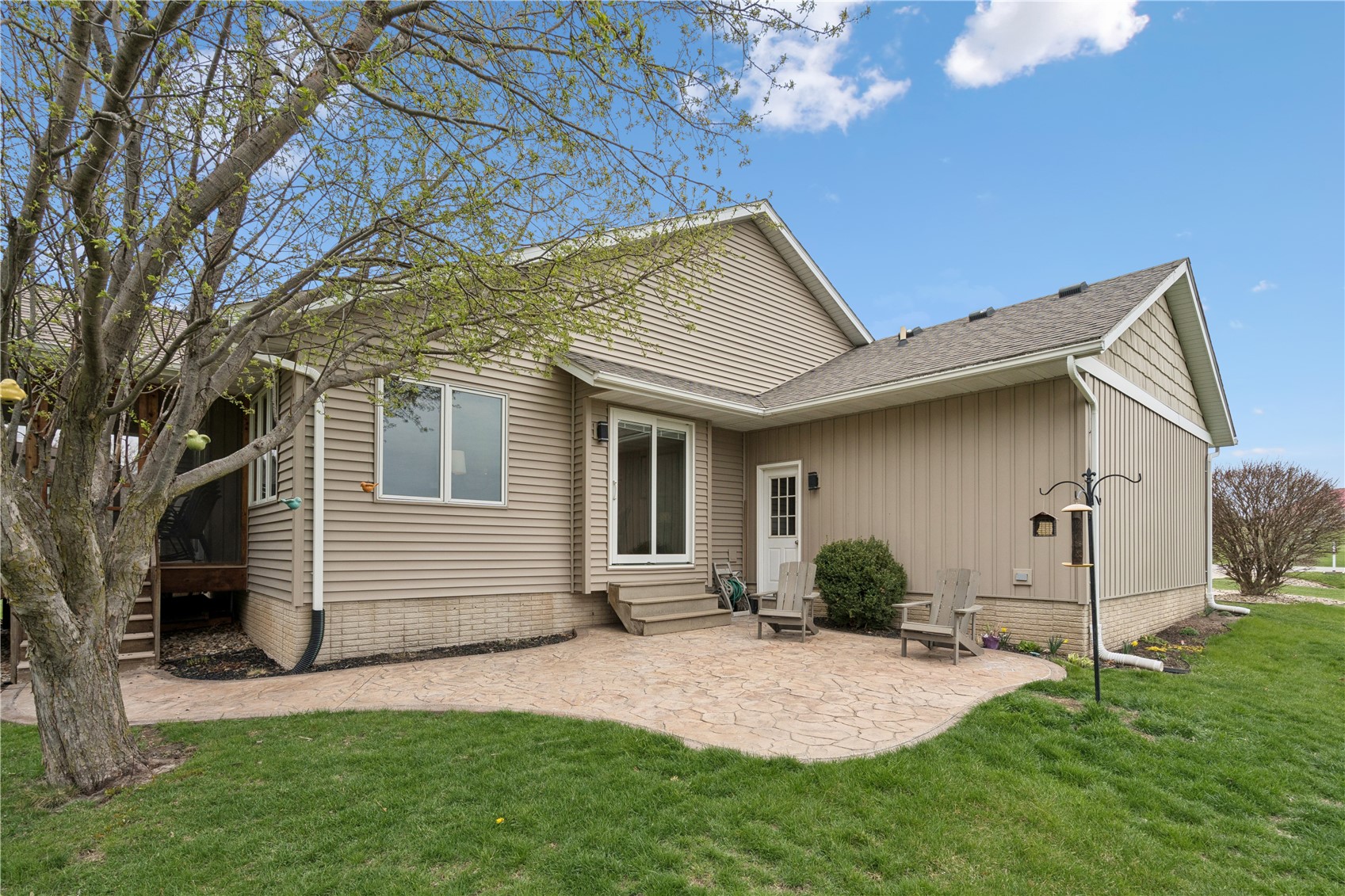 9445 Deer Ridge Drive Cedar Rapids IA 52411