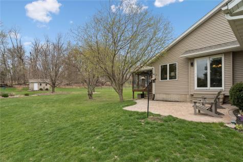 9445 Deer Ridge Drive Cedar Rapids IA 52411