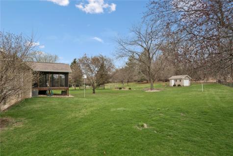 9445 Deer Ridge Drive Cedar Rapids IA 52411