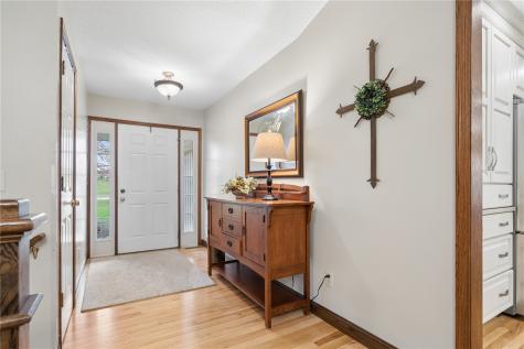 9445 Deer Ridge Drive Cedar Rapids IA 52411