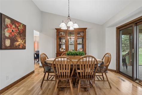 9445 Deer Ridge Drive Cedar Rapids IA 52411