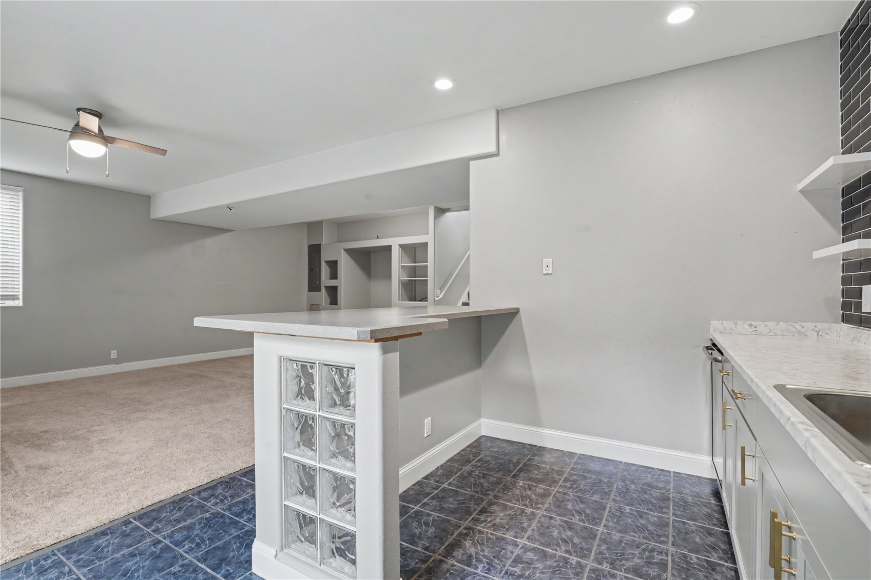 5 E Dovetail Place Coralville IA 52241