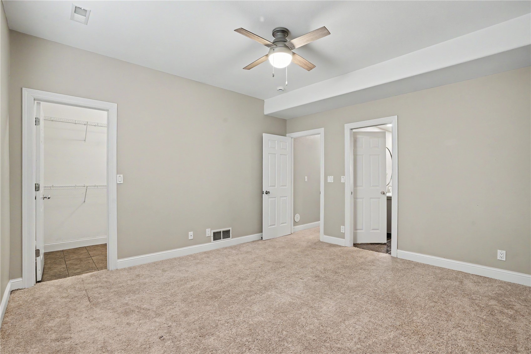 5 E Dovetail Place Coralville IA 52241
