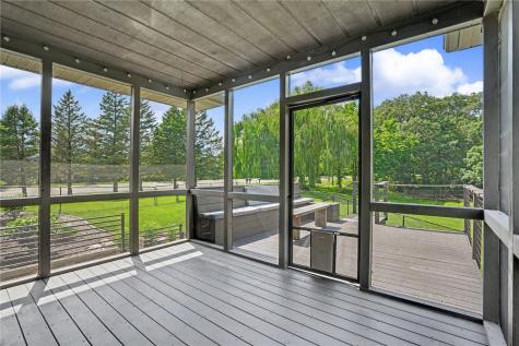 5 E Dovetail Place Coralville IA 52241
