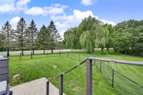 5 E Dovetail Place Coralville IA 52241