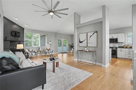 5 E Dovetail Place Coralville IA 52241