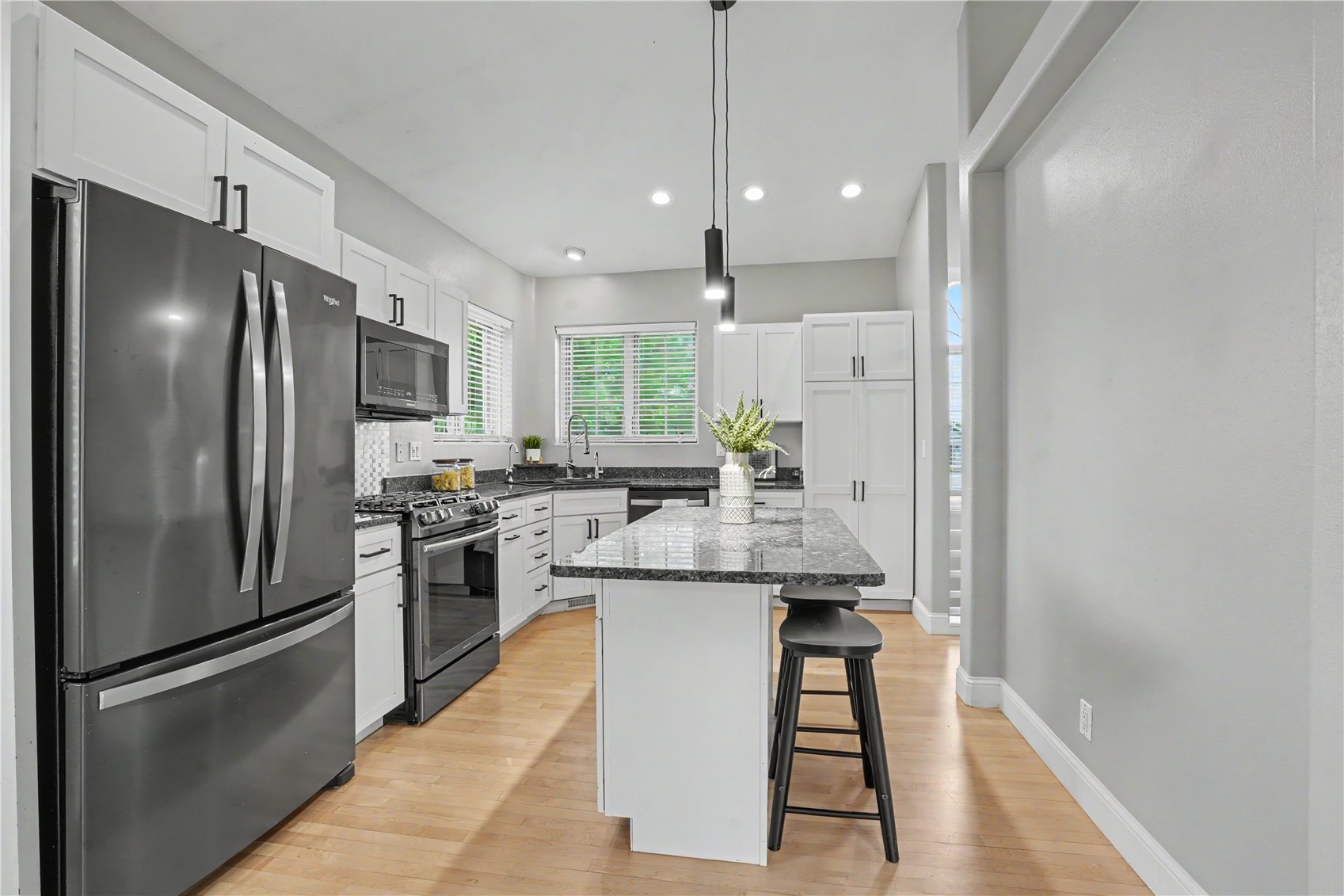 5 E Dovetail Place Coralville IA 52241