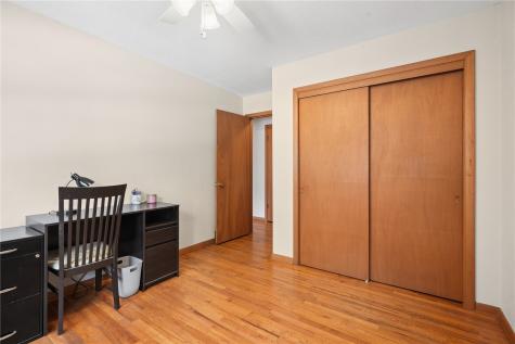 2245 Brockman Avenue Marion IA 52302