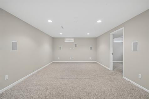 2245 Brockman Avenue Marion IA 52302