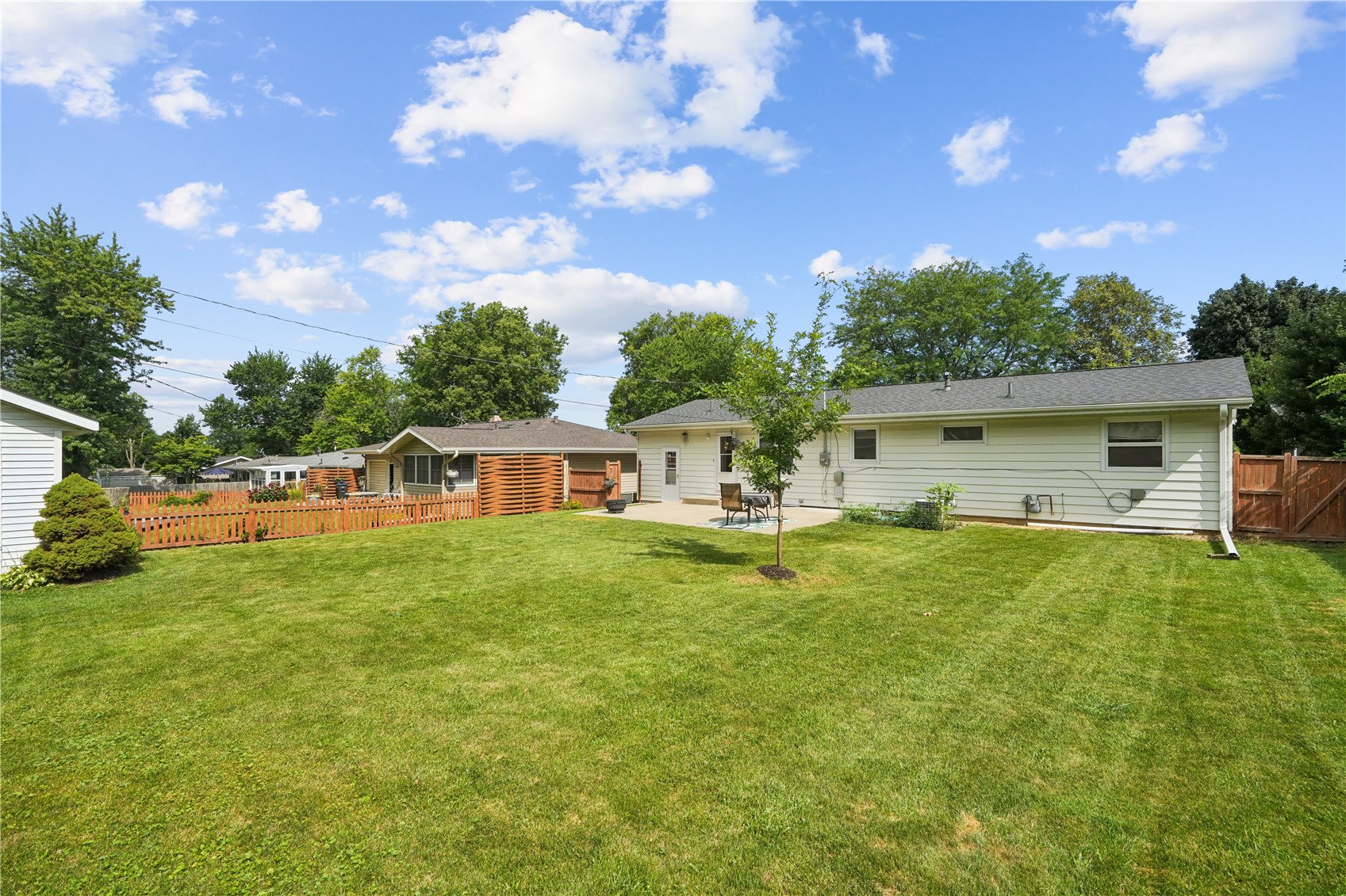2245 Brockman Avenue Marion IA 52302
