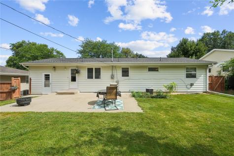2245 Brockman Avenue Marion IA 52302