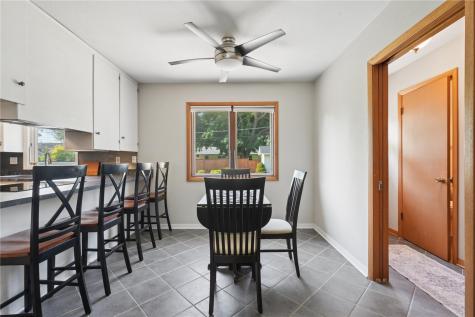 2245 Brockman Avenue Marion IA 52302
