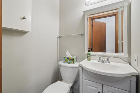 2245 Brockman Avenue Marion IA 52302
