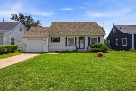 2739 Franklin Avenue NE Cedar Rapids IA 52402