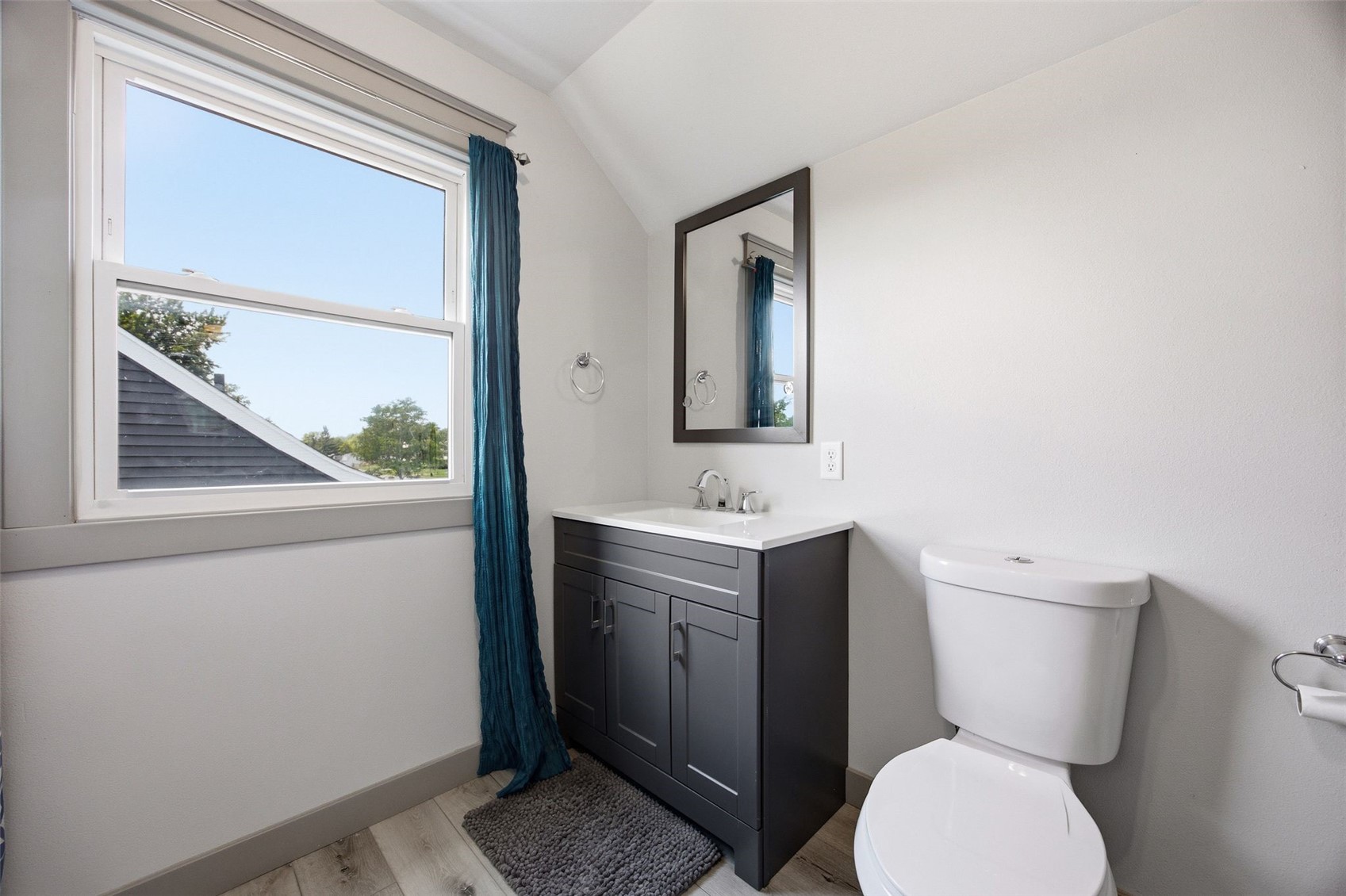 2739 Franklin Avenue NE Cedar Rapids IA 52402