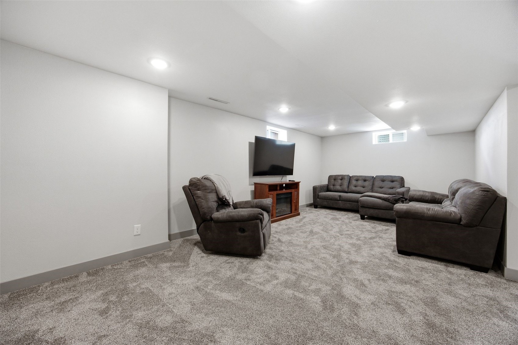 2739 Franklin Avenue NE Cedar Rapids IA 52402