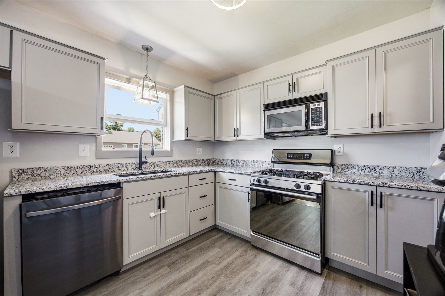 2739 Franklin Avenue NE Cedar Rapids IA 52402