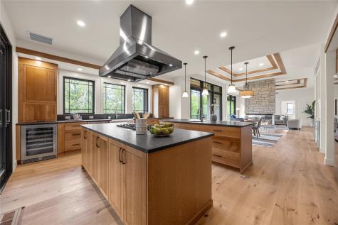 215 Northridge Kalona IA 52247