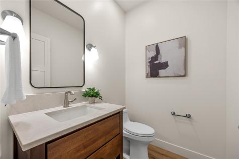 215 Northridge Kalona IA 52247