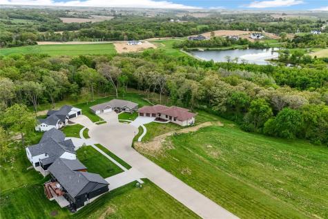215 Northridge Kalona IA 52247