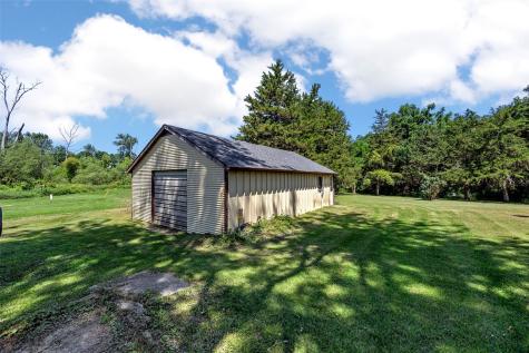 210 W 11th Street Tipton IA 52772