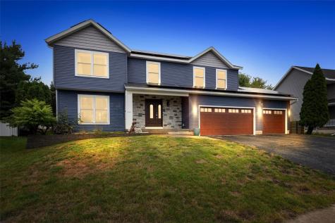 7925 Foxfield Drive NE Cedar Rapids IA 52402