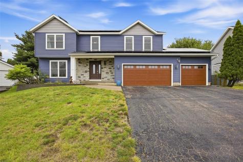 7925 Foxfield Drive NE Cedar Rapids IA 52402