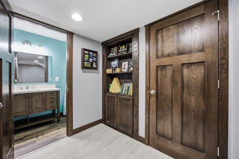 7925 Foxfield Drive NE Cedar Rapids IA 52402
