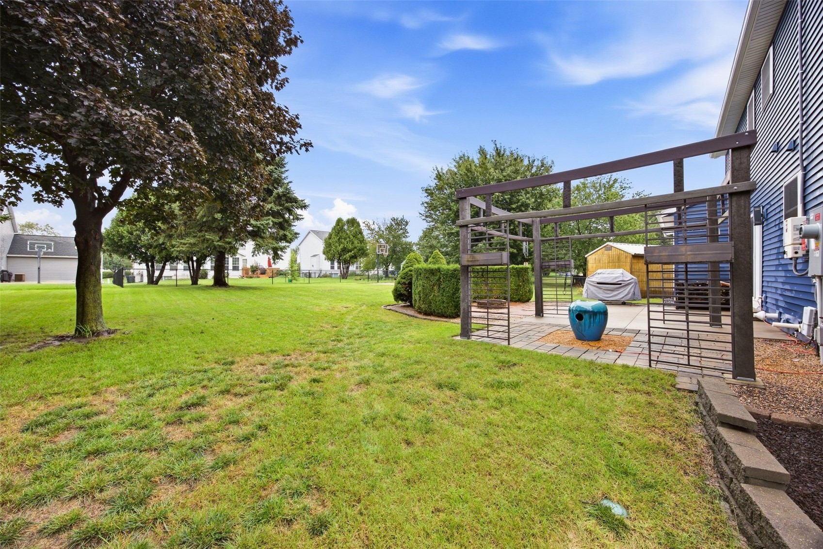 7925 Foxfield Drive NE Cedar Rapids IA 52402