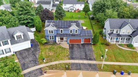 7925 Foxfield Drive NE Cedar Rapids IA 52402