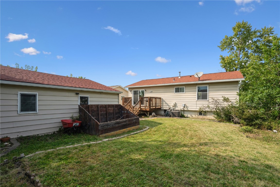 3709 Spruce Wood Drive NE Cedar Rapids IA 52402