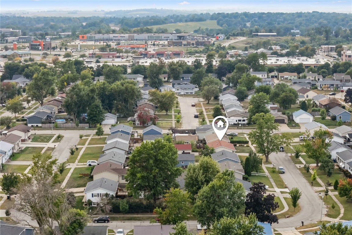 3709 Spruce Wood Drive NE Cedar Rapids IA 52402