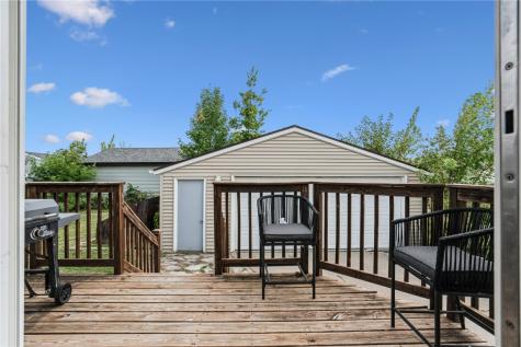 3709 Spruce Wood Drive NE Cedar Rapids IA 52402