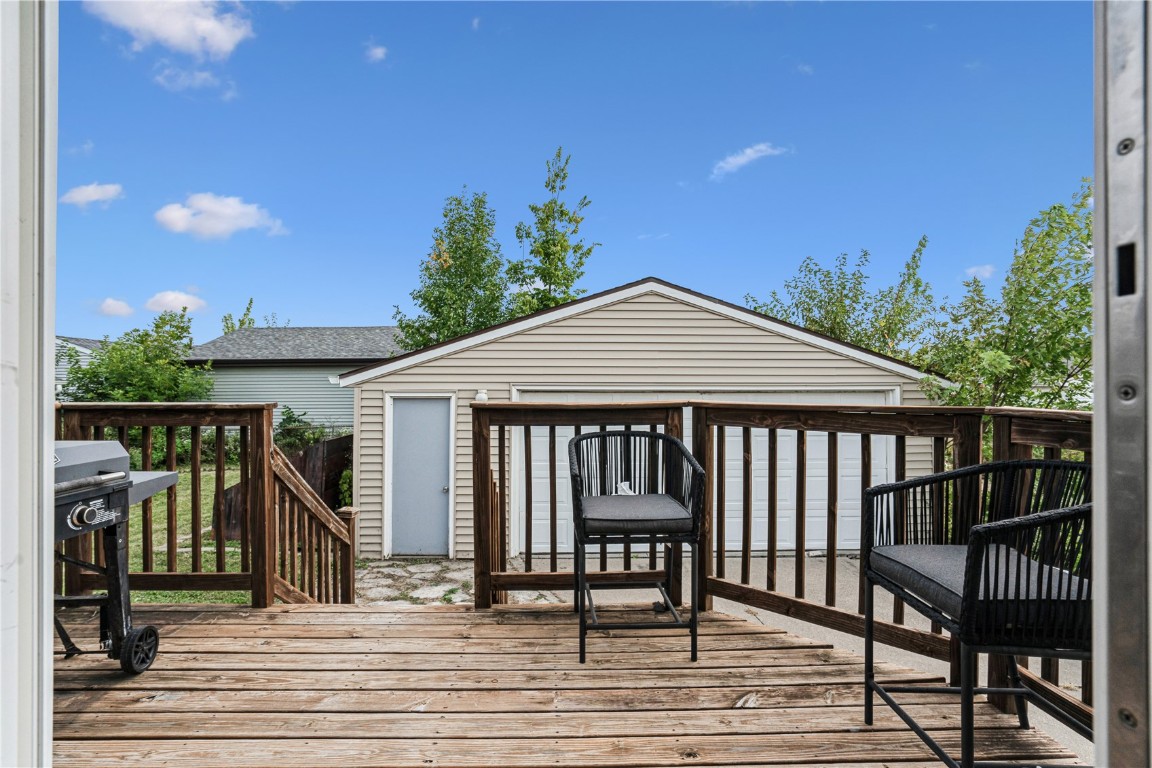 3709 Spruce Wood Drive NE Cedar Rapids IA 52402