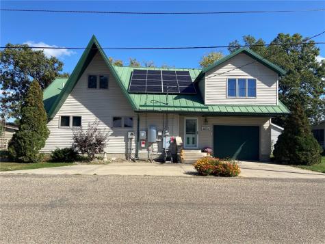 390 River View Road Guttenberg IA 52052