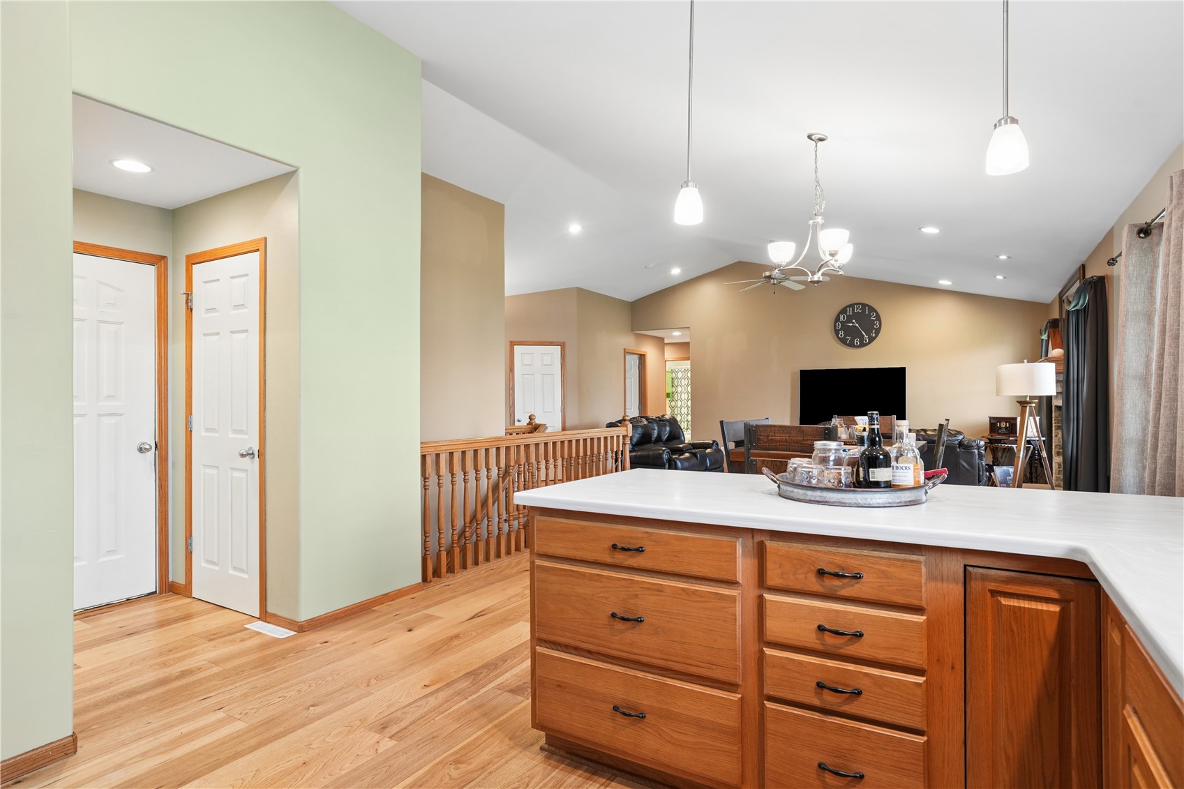 1480 Cedar Bend Drive Palo IA 52324