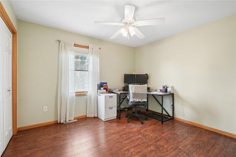 1480 Cedar Bend Drive Palo IA 52324
