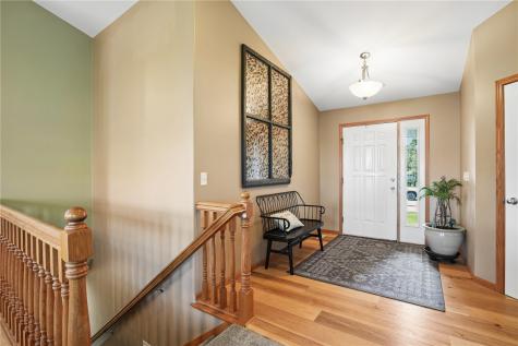 1480 Cedar Bend Drive Palo IA 52324