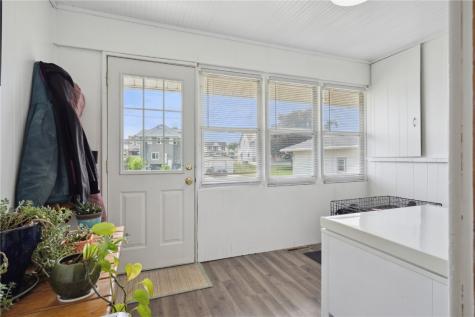 95 3rd Avenue Keystone IA 52249