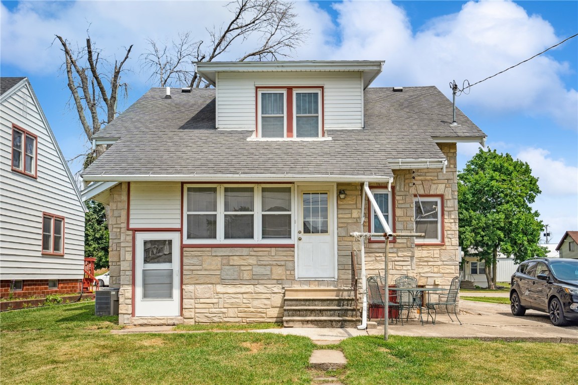 95 3rd Avenue Keystone IA 52249