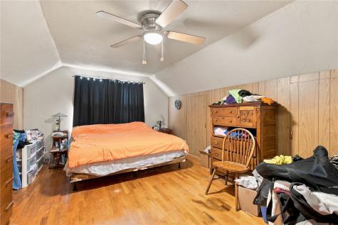 651 40th Street SE Cedar Rapids IA 52403