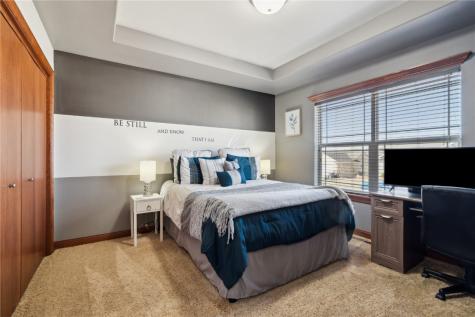 5701 Mayfair Street SW Cedar Rapids IA 52404