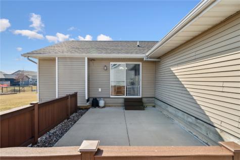 5701 Mayfair Street SW Cedar Rapids IA 52404