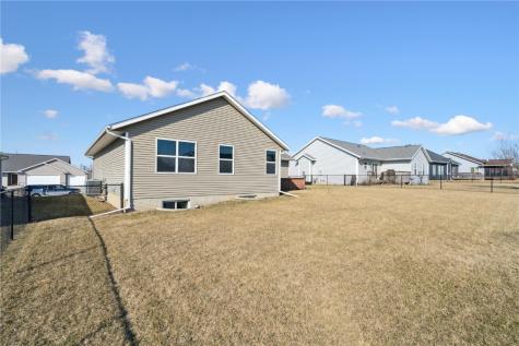 5701 Mayfair Street SW Cedar Rapids IA 52404